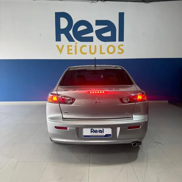 Mitsubishi Lancer Hl 2.0 16V 160cv Automático - foto 10