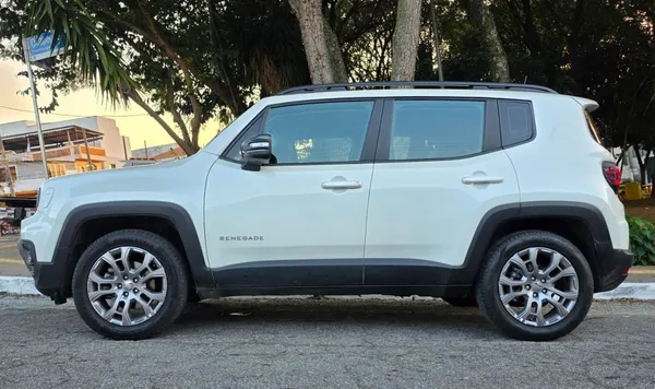 Jeep Renegade Long T270 1.3 Tb 4X2 Flex Automático - foto 9