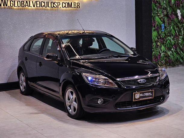Ford Focus 1.6 S/SE/SE Plus Flex 8V/16V  5p