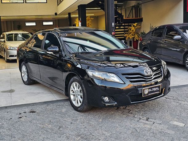 Toyota Camry XLE 3.5 24V Aut.