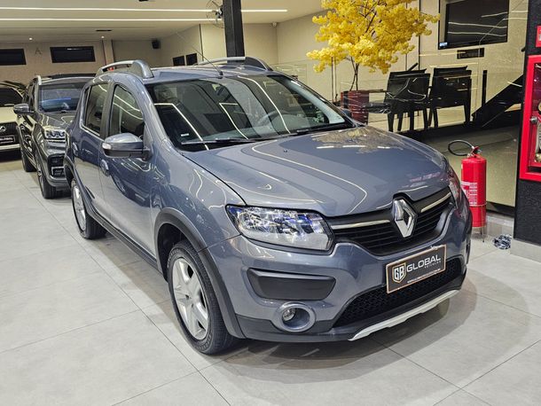 Renault SANDERO STEPWAY Flex 1.6 16V 5p