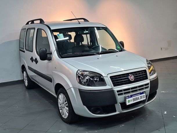 Fiat Doblò Essence 1.8 7L (Flex)