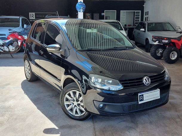 VolksWagen Fox 1.6 Mi Total Flex 8V 5p