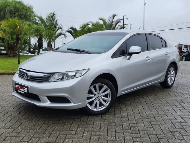 Honda Civic Sedan LXS 1.8/1.8 Flex 16V Aut. 4p