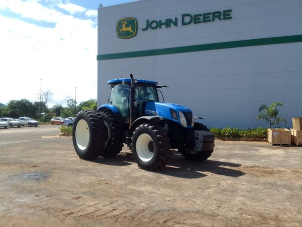 NEW HOLLAND T7 260