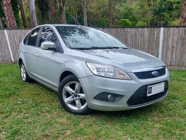 Ford Focus 2.0 16V/ 2.0 16V Flex 5p
