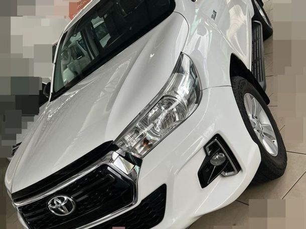 Toyota Hilux CD SR 4x4 2.8 TDI Diesel Aut.