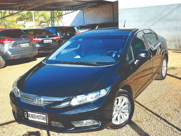 Honda Civic Sedan LXS 1.8/1.8 Flex 16V Aut. 4p