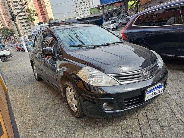 Nissan TIIDA Sedan 1.8 16V Flex Fuel 4p