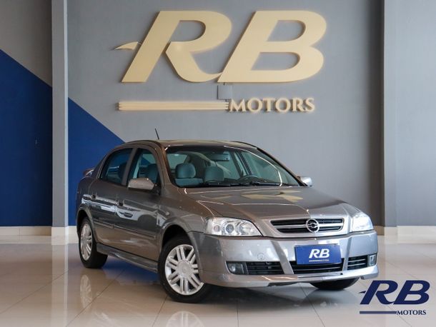 Chevrolet Astra 2.0 8V/ CD 2.0 8V Hatchback 5p Mec