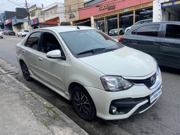 Toyota ETIOS PLATINUM Sed. 1.5 Flex 16V 4p Aut.