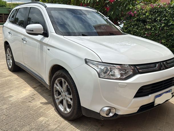 Mitsubishi OUTLANDER 3.0/ GT 3.0 V6 Aut.