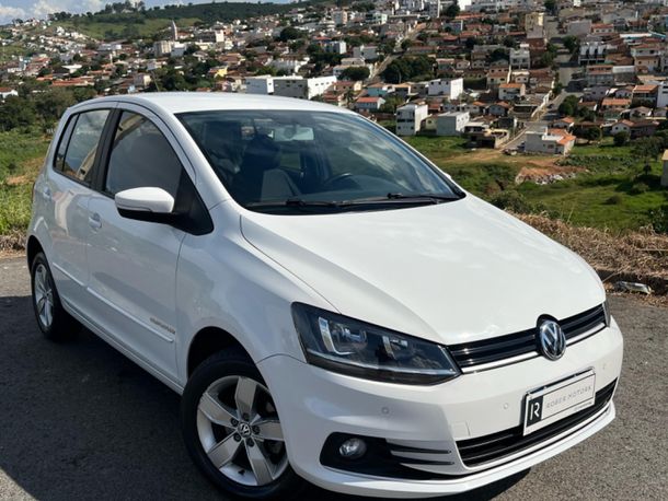 VolksWagen Fox Comfortline 1.6 Flex 8V 5p