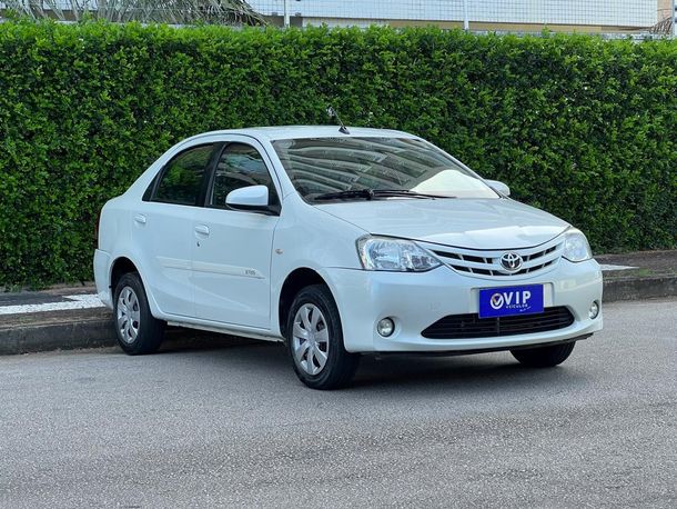 Toyota ETIOS XS 1.5 Flex 16V 5p Aut.