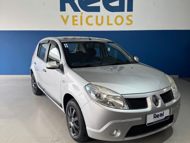 Renault SANDERO Expression Hi-Flex 1.0 16V 5p