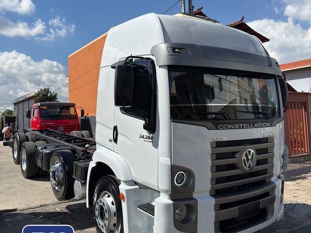 VOLKSWAGEN 24-280 E Constel. 8x2 2p (diesel)(E5)