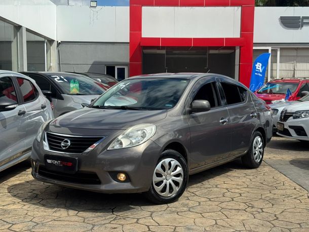 Nissan VERSA SV 1.6 16V Flex Fuel 4p Mec.