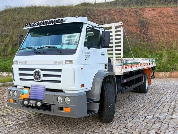 VOLKSWAGEN 15-180 E Constellation 2p (diesel)