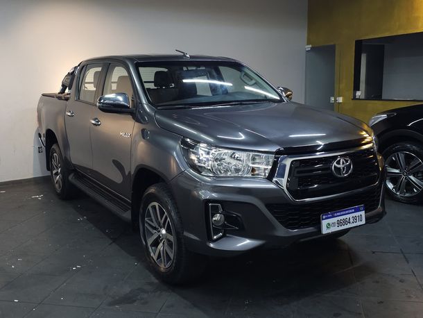 Toyota Hilux CD SRV 4x4 2.8 TDI Diesel Aut.