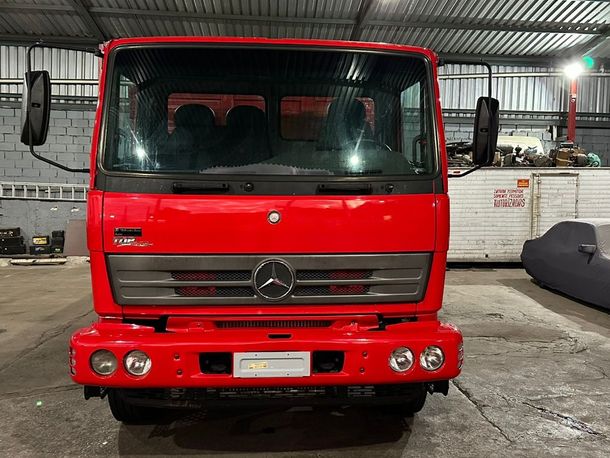 MERCEDES-BENZ 1718 2p (diesel)