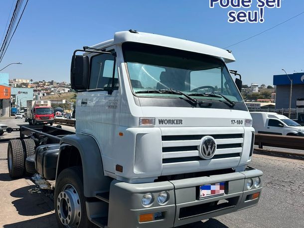 VOLKSWAGEN 17-180 WORKER