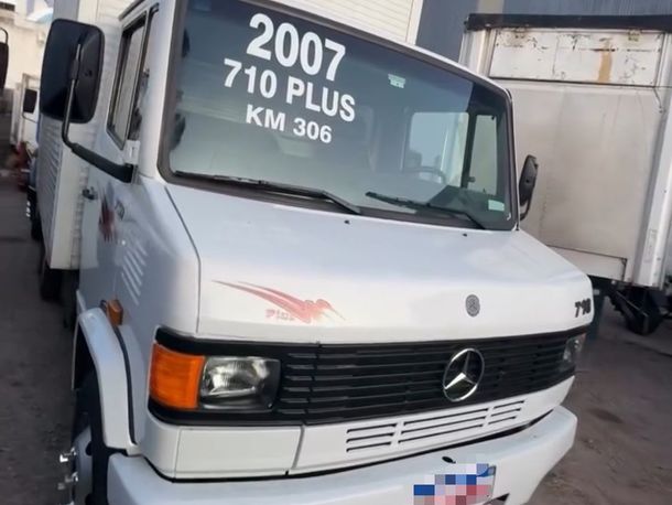 MERCEDES 710 PLUS