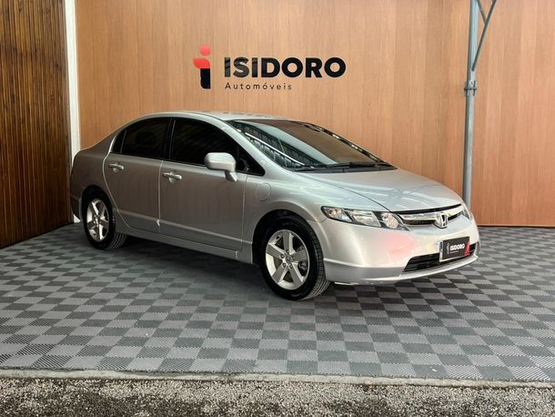Honda Civic Sedan LXS 1.8/1.8 Flex 16V Aut. 4p