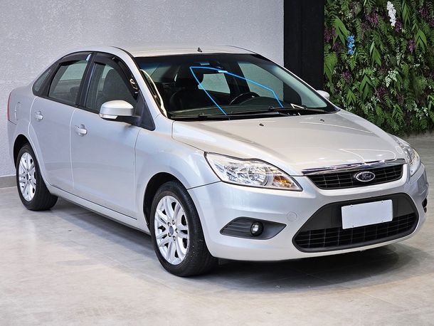 Ford Focus Sedan 2.0 16V/2.0 16V Flex 4p Aut.
