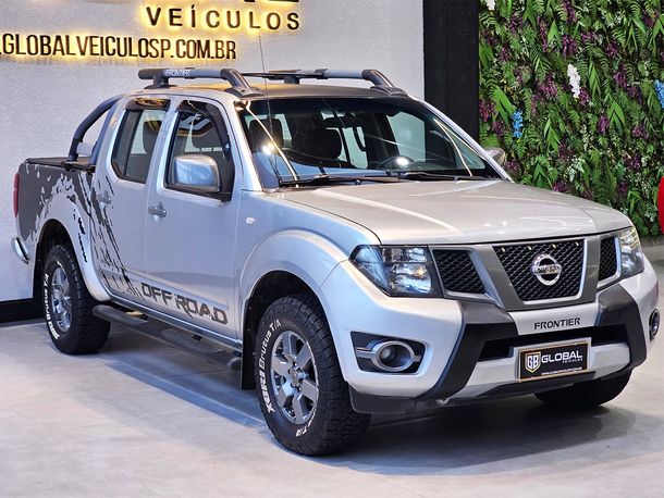Nissan Frontier SV AT.CD 4x4 2.5 TB Diesel Mec.