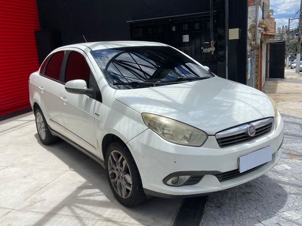 Fiat Grand Siena ESSENCE Dual. 1.6 Flex 16V