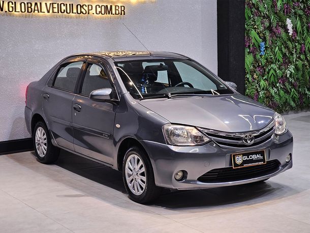 Toyota ETIOS XLS Sedan 1.5 Flex 16V 4p Mec.