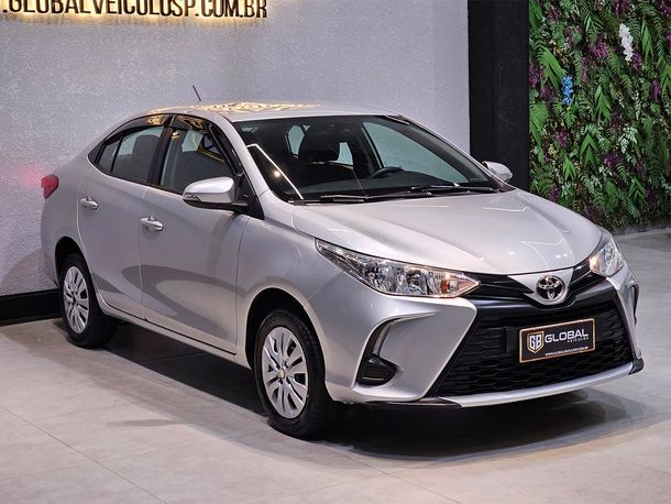 Toyota YARIS XL Sedan 1.5 Flex 16V 4p Aut.