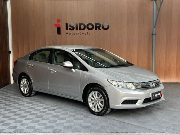 Honda Civic Sedan LXS 1.8/1.8 Flex 16V Aut. 4p
