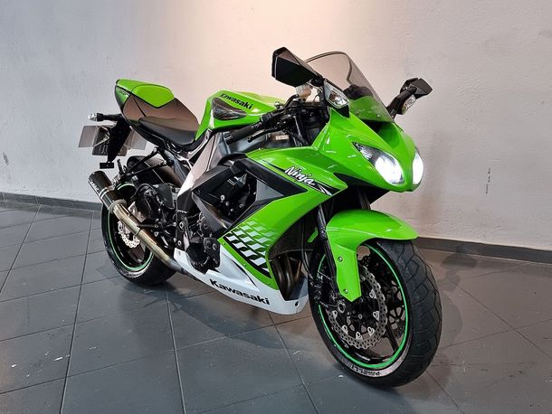 KAWASAKI NINJA ZX-10/ ZX-10R 1000cc/30TH Aniv.