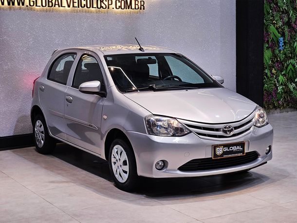 Toyota ETIOS X 1.3 Flex 16V 5p Mec.
