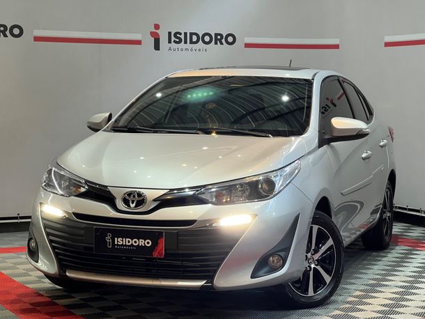 Toyota YARIS XLS Connect Sed. 1.5 Flex 16V Aut.