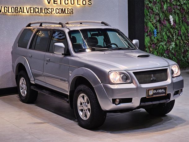Mitsubishi Pajero Sport HPE 3.5 4x4 200cv Aut.