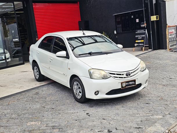 Toyota ETIOS XS Sedan 1.5 Flex 16V 4p Aut.