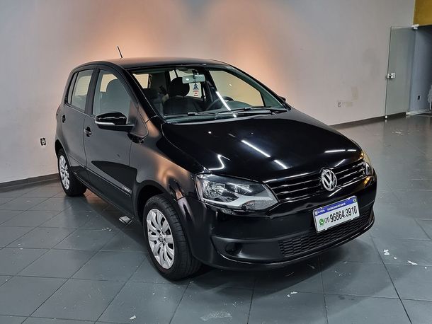 VolksWagen Fox 1.6 Mi Total Flex 8V 5p