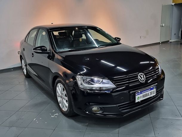 VolksWagen JETTA Comfortline 2.0 T.Flex 8V 4p Tipt.