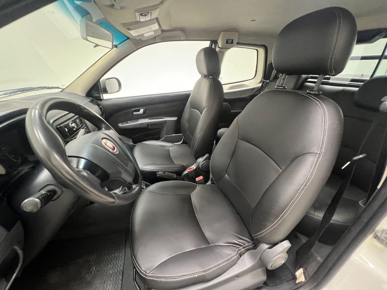 Fiat Strada Working Celeb.1.4 Fire Flex 8V CD