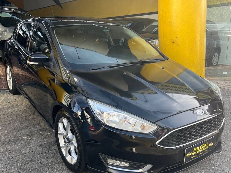 Ford Focus 2.0 16V/SE/SE Plus Flex 5p Aut.