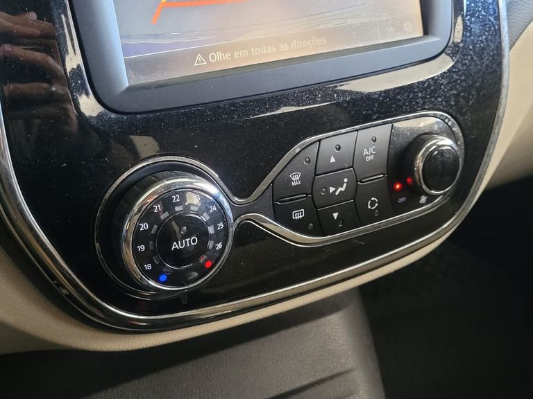 Renault CAPTUR Intense 2.0 16V Flex 5p Aut.