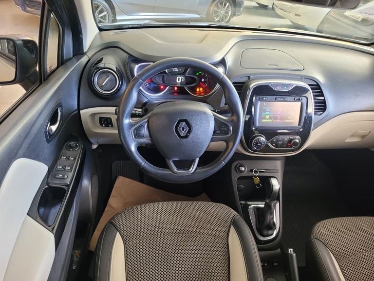 Renault CAPTUR Intense 2.0 16V Flex 5p Aut.