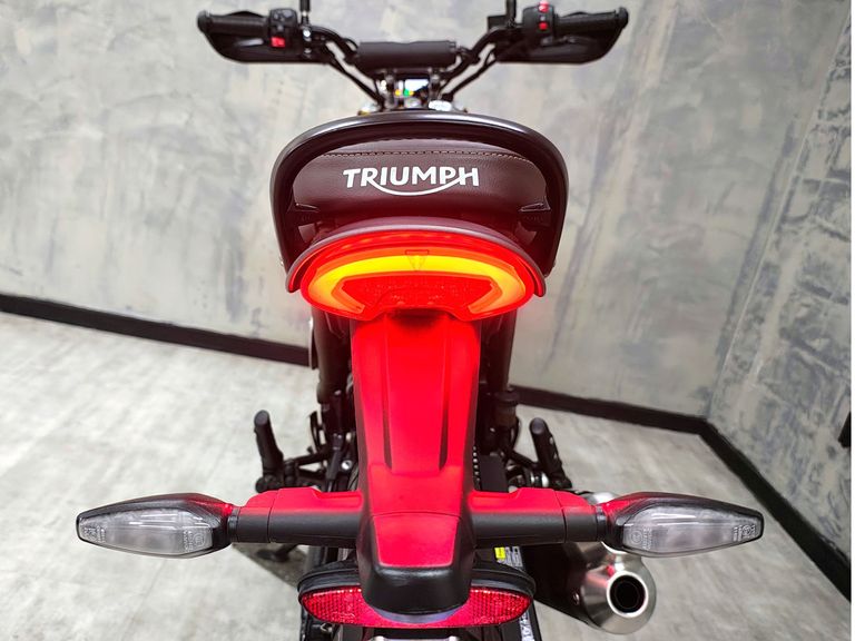 TRIUMPH SCRAMBLER 400 X