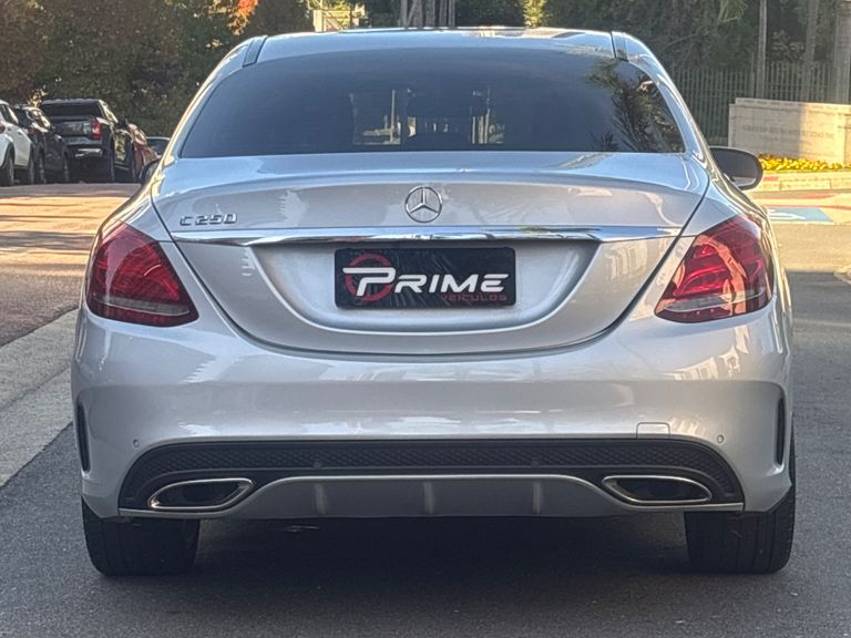 Mercedes C-250 Sport 2.0 16V 211cv Aut.