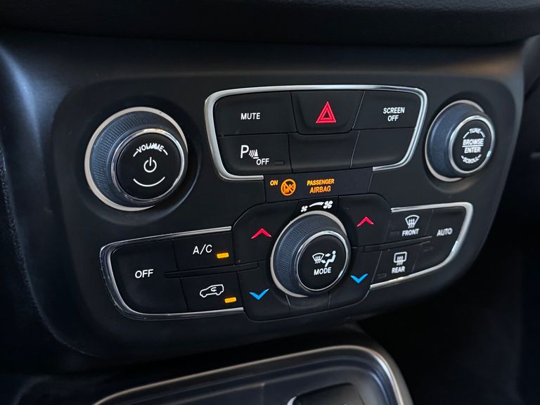 Jeep COMPASS LONGITUDE 2.0 4x2 Flex 16V Aut.