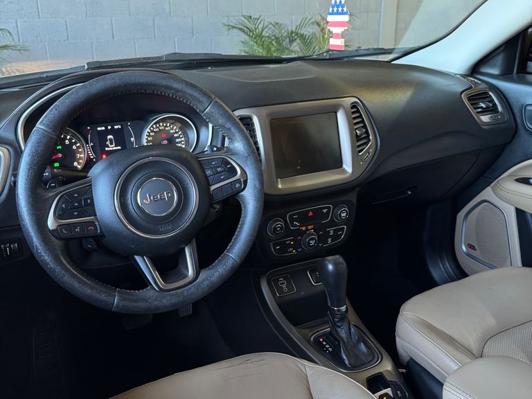 Jeep COMPASS LONGITUDE 2.0 4x2 Flex 16V Aut.