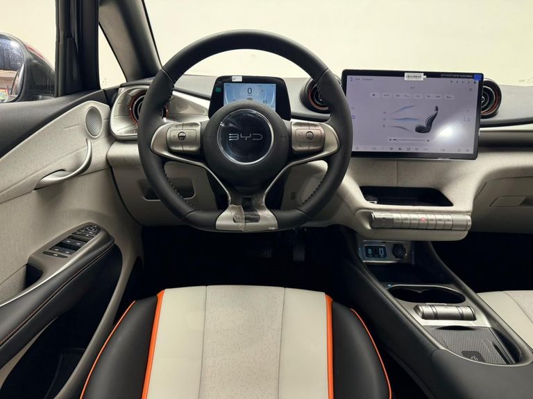 BYD Dolphin EV (Elétrico)