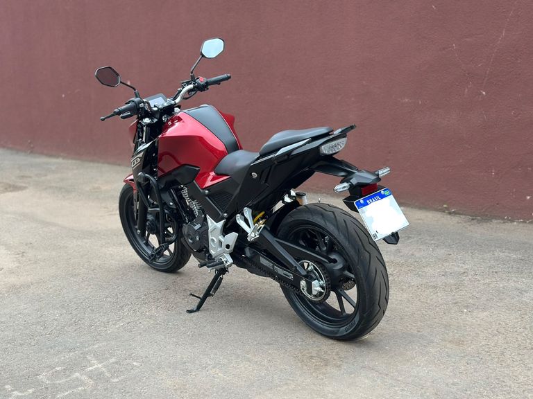 HONDA CB 300F Twister Flex